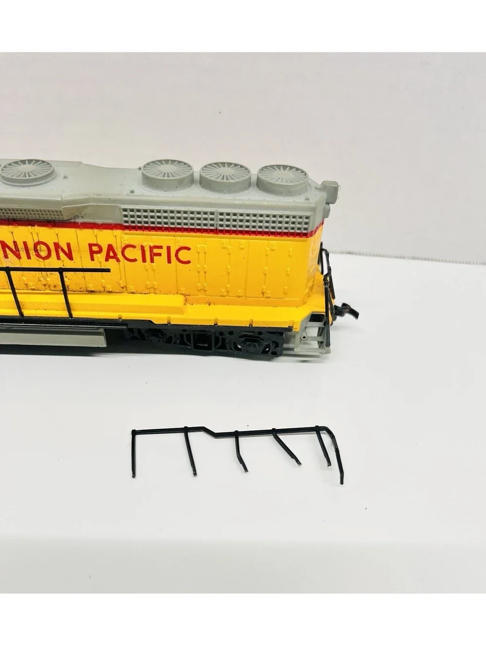 HO Bachmann Union Pacific #866 GP-40 Locomotive Diesel Engine Serviced Lot 953